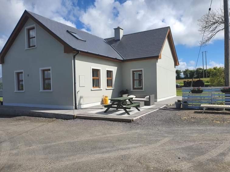 Murphy'S Irish Farmhouse Near بالي بورنيون المظهر الخارجي الصورة