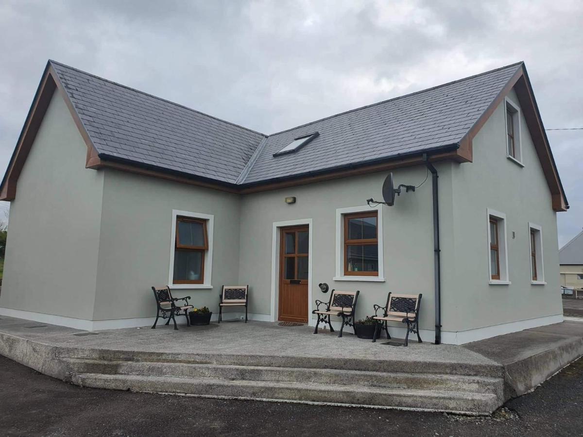 Murphy'S Irish Farmhouse Near بالي بورنيون المظهر الخارجي الصورة